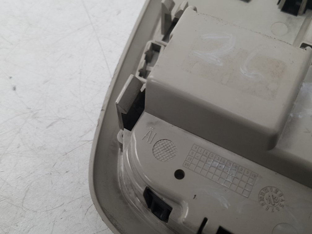 2012 - 2016 Volvo V40  Hatchback Interior Light 31268141