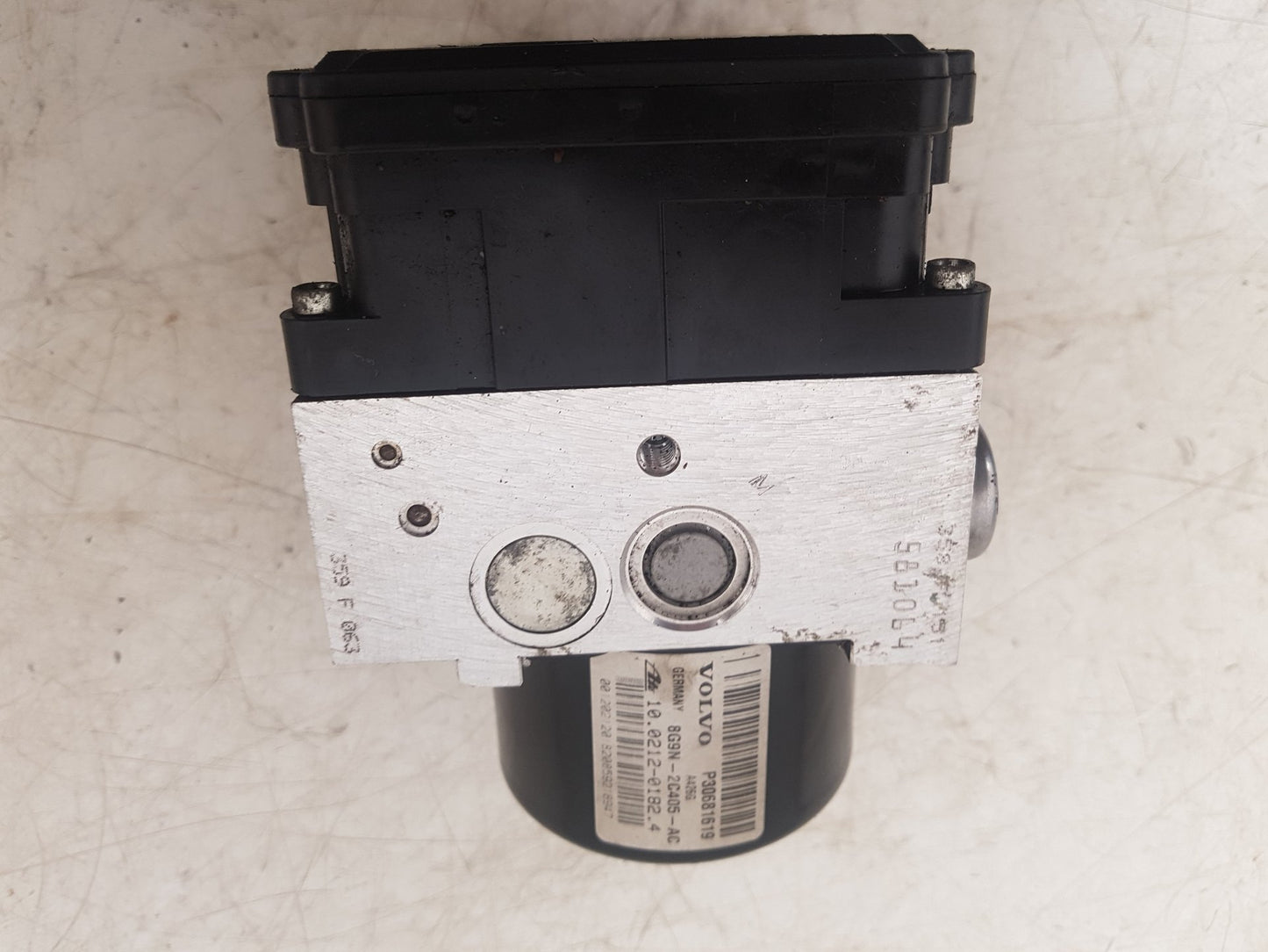 2008 - 2016 Volvo V70  Estate ABS Pump/Modulator 30681619