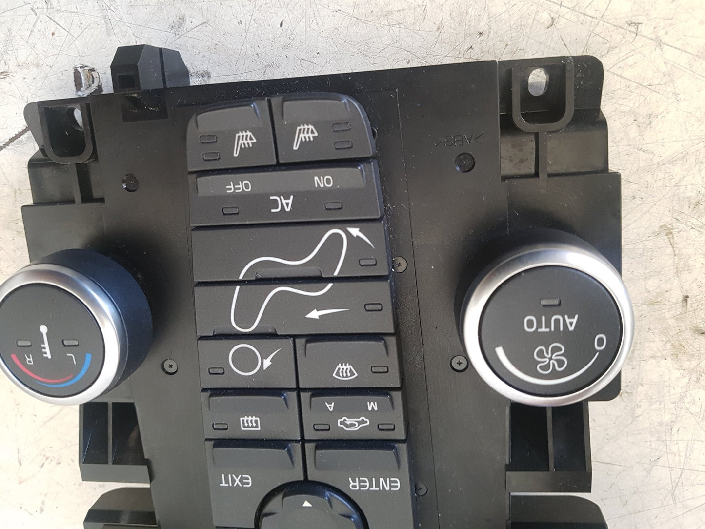 2007 - 2012 Volvo C30 533 Hatchback Climate Controller 30782535