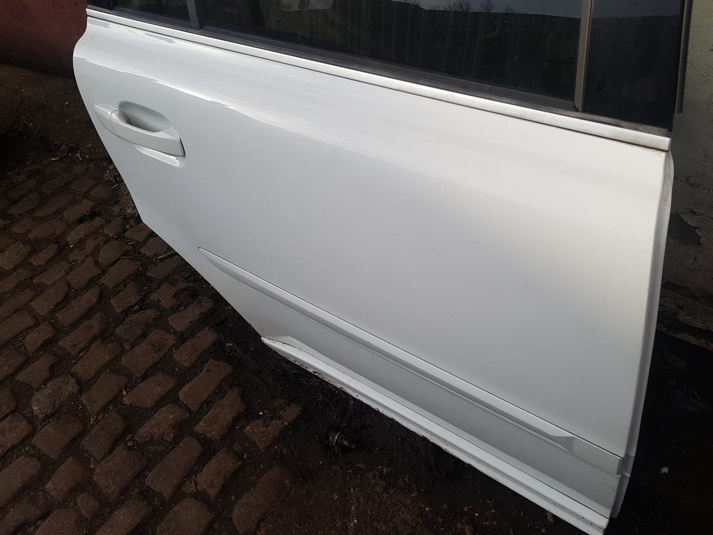 2003 - 2014 Volvo XC90 I 275 Estate DOOR - BARE (REAR DRIVER SIDE)