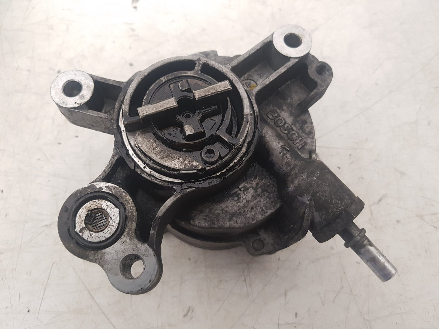 2008 - 2016 Volvo V70  Estate Vacuum/Air Pump D165-1C1-08020