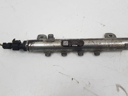 2007 - 2015 Saab 9-3  Estate Injection Rail 0445214171