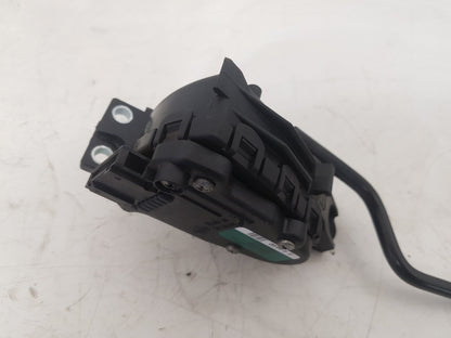 2000 - 2004 Volvo V40  Estate Accelerator Pedal 30865643