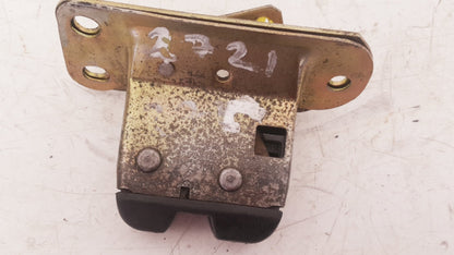 2000 - 2004 Volvo V40  Estate BOOT LOCK MECHANISM