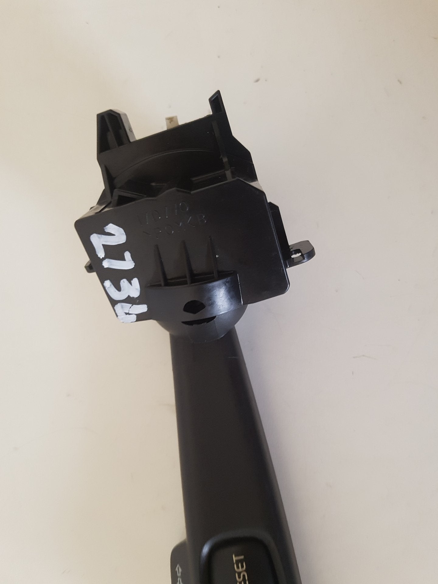 2010 - 2014 Volvo XC60  Estate Headlight Switch