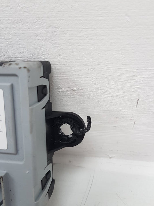 2007 - 2010 Volvo V70  Estate Door Control Module 7G9T14B533KC