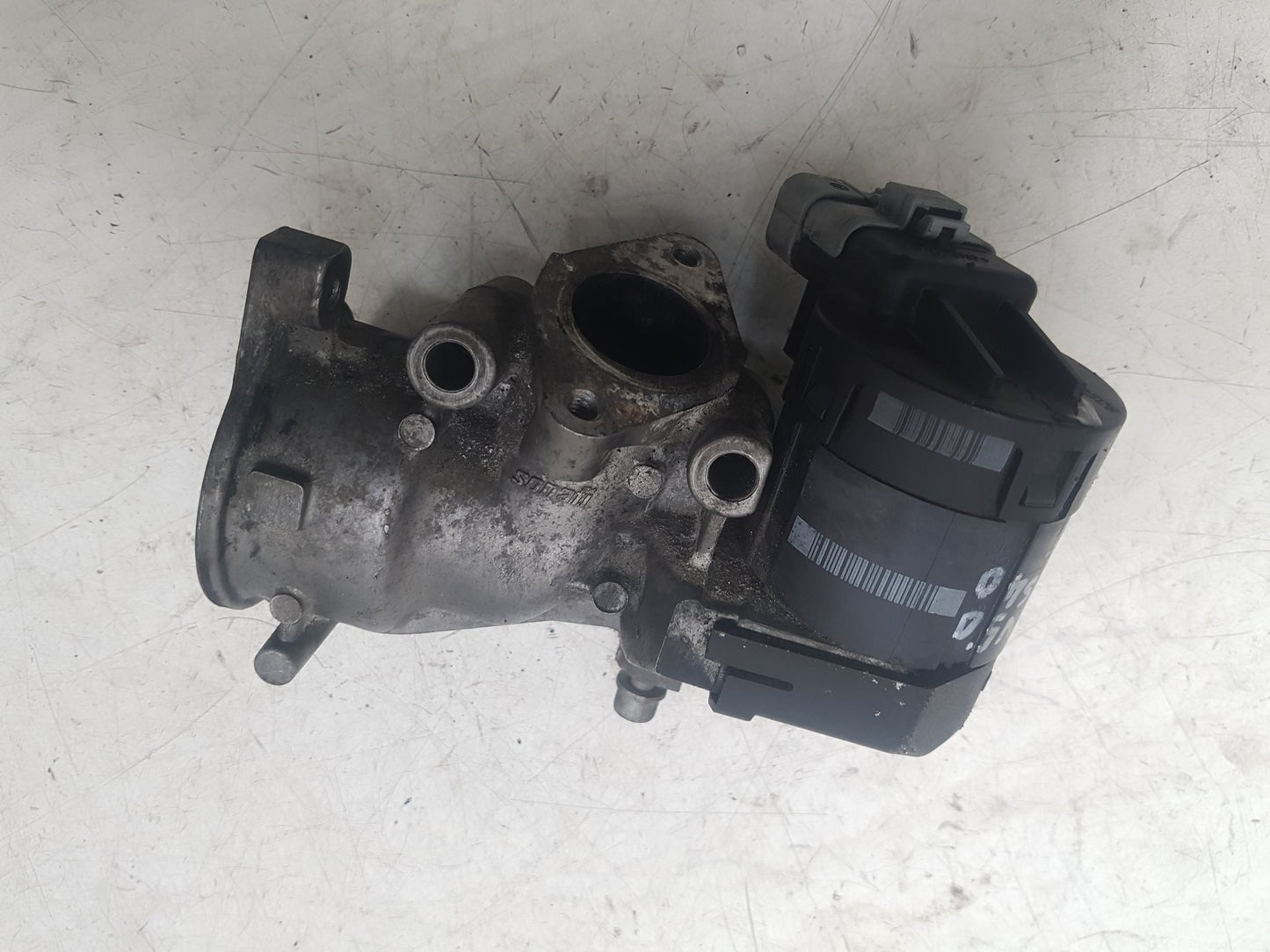 2004 - 2010 Volvo V50  Estate EGR VALVE AND COOLER 8653691