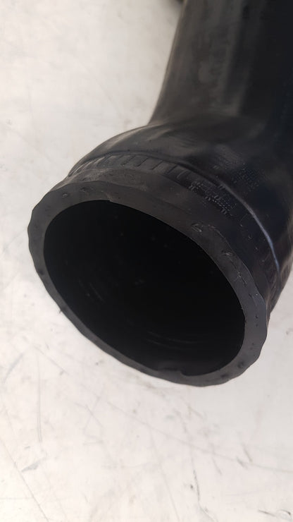 2001 - 2005 Volvo V70  Estate INTERCOOLER PIPE / BOOST HOSE 30680218