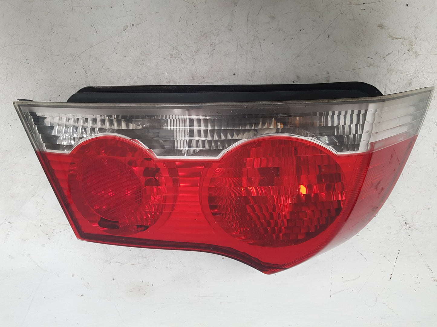 2006 - 2010 Volvo C70  Convertible Left Taillight 31294062