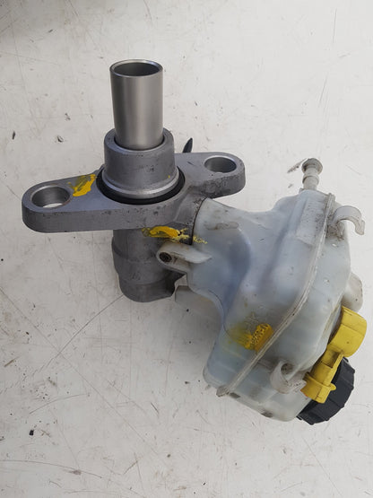 2010 - 2012 Saab 9-5  Saloon BRAKE FLUID RESERVOIR AND MASTER CYLINDER 4155 0110 24