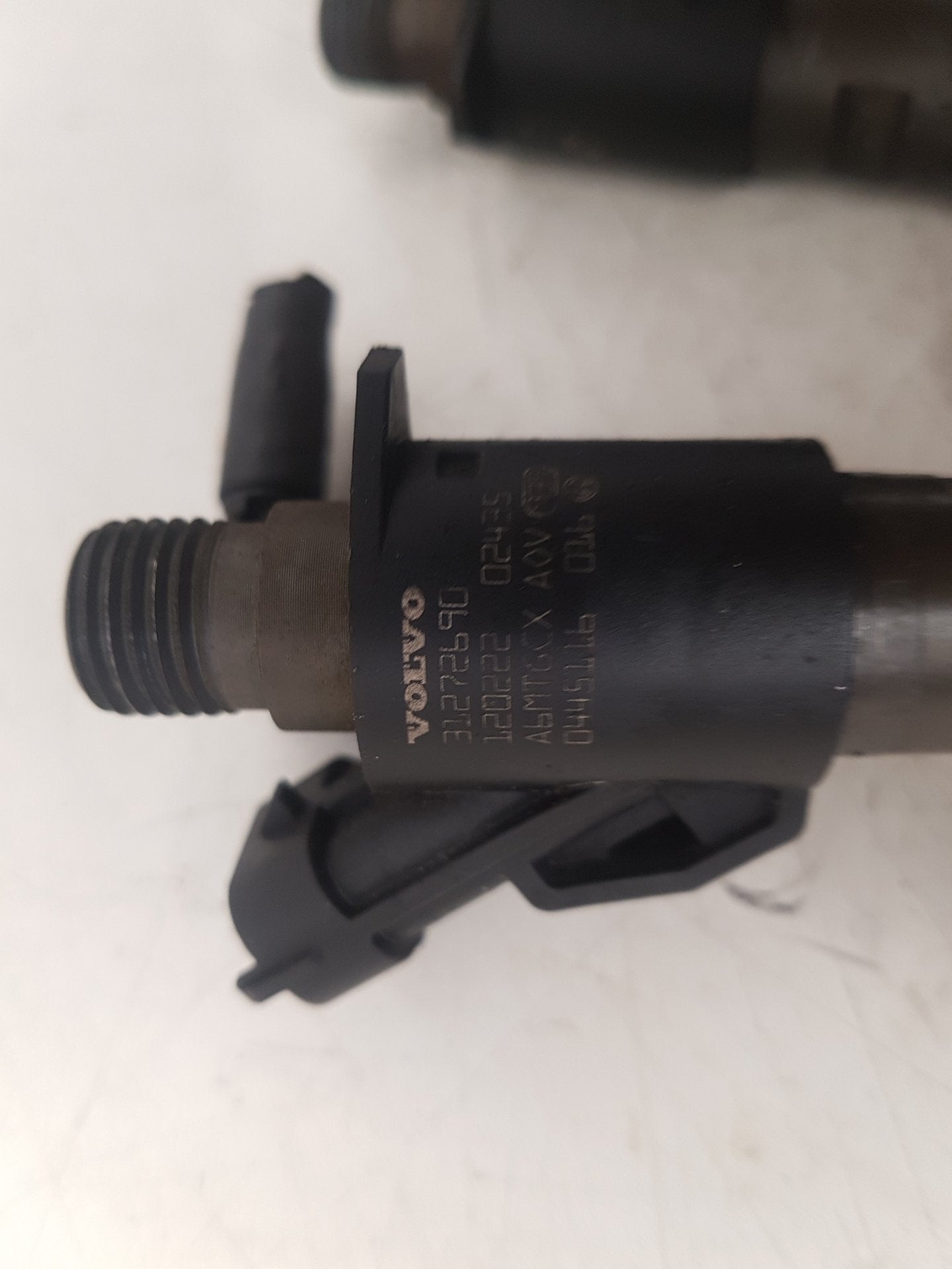2009 - 2013 Volvo V60  Estate INJECTOR (DIESEL) SET 31272690