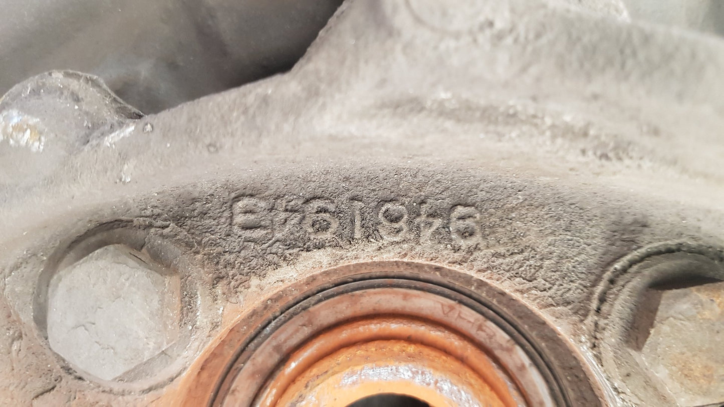 2006 - 2009 Volvo S60  Saloon Left Front Hub Assembly 9461943