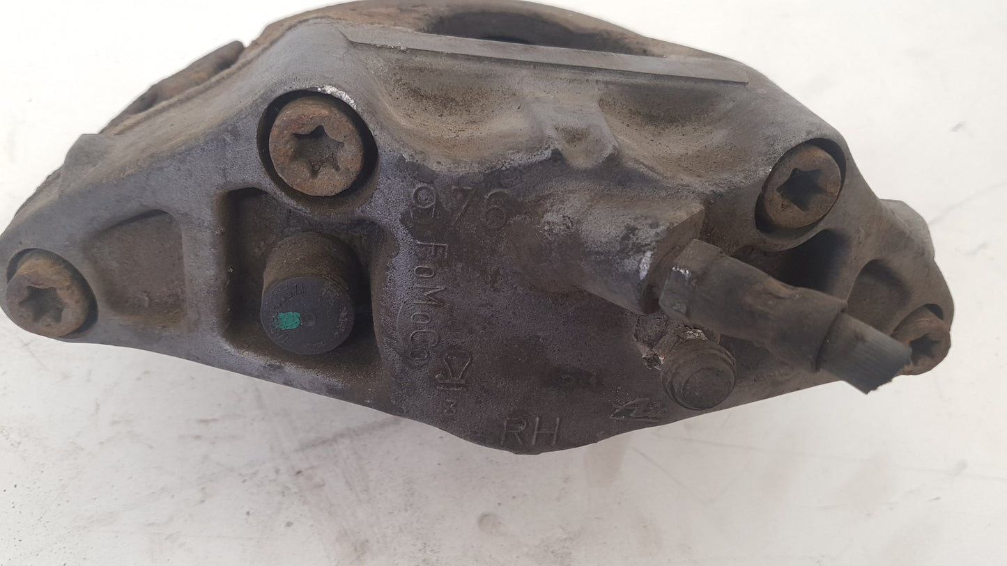 2006 - 2010 Volvo V50  Estate Right Front Caliper 36000704