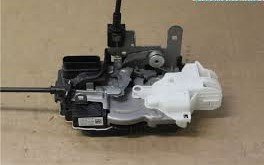 2013 - 2019 Volvo V40  Hatchback Left Front Central Locking Solenoid 31301425 1 MONTH WARRANTY