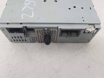 2010 - 2012 Volvo S40  Saloon RADIO AND CD PLAYER 31328059