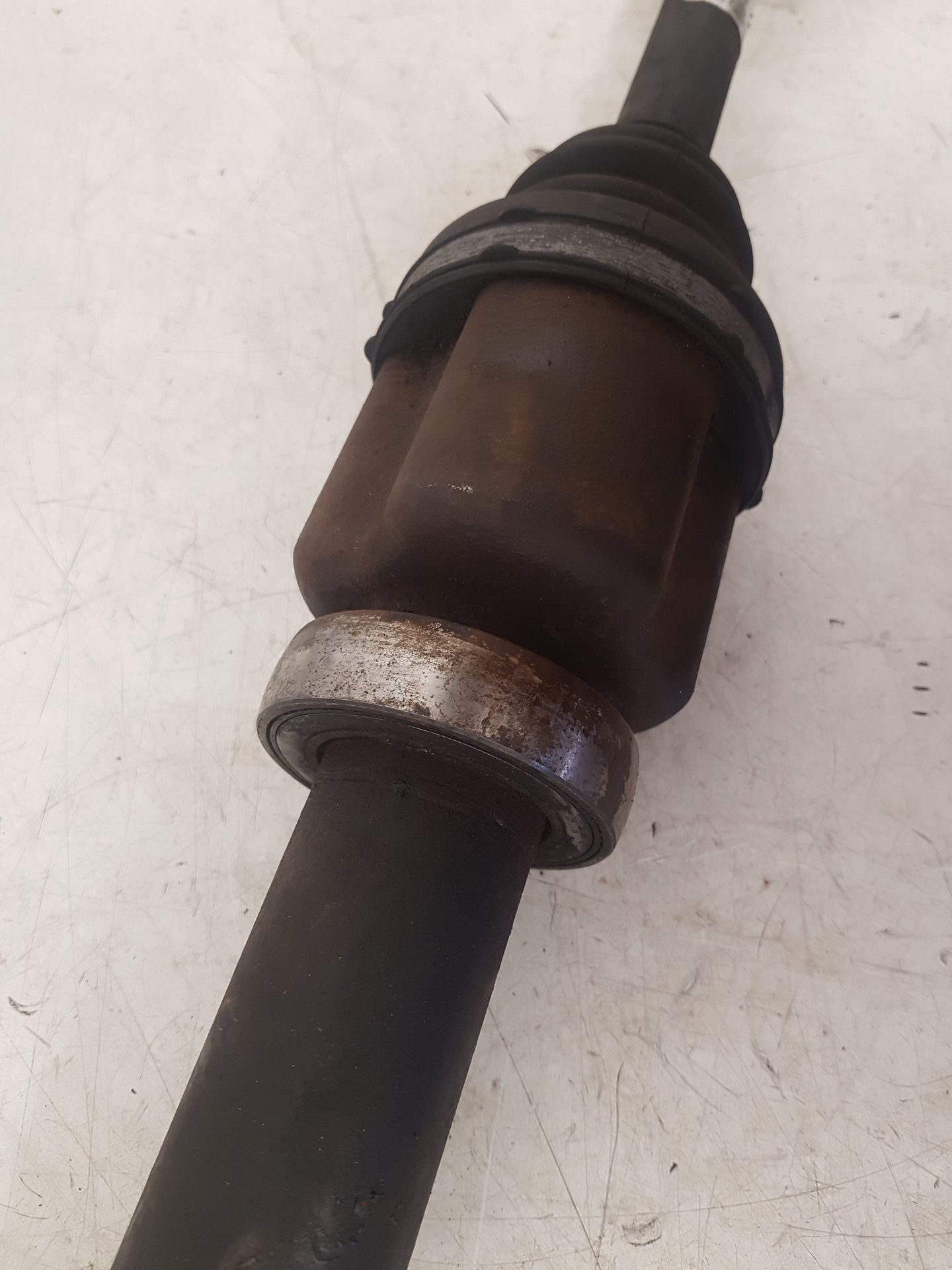 2008 - 2016 Volvo V70  Estate DRIVESHAFT - DRIVER FRONT (MANUAL) 30787818