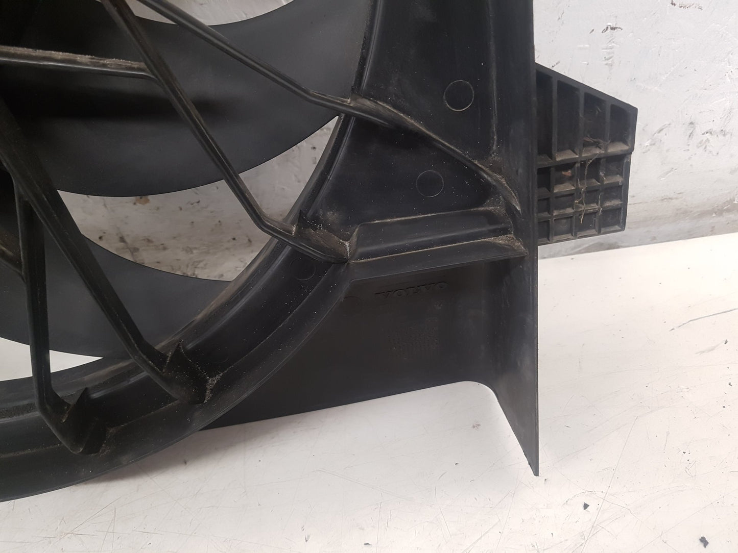 2011 - 2014 Volvo XC90  Estate RADIATOR FAN & COWLING (A/C CAR) 30776419