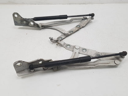 2005 - 2012 Volvo S40  Saloon Bonnet Hinge/Strut 31278214