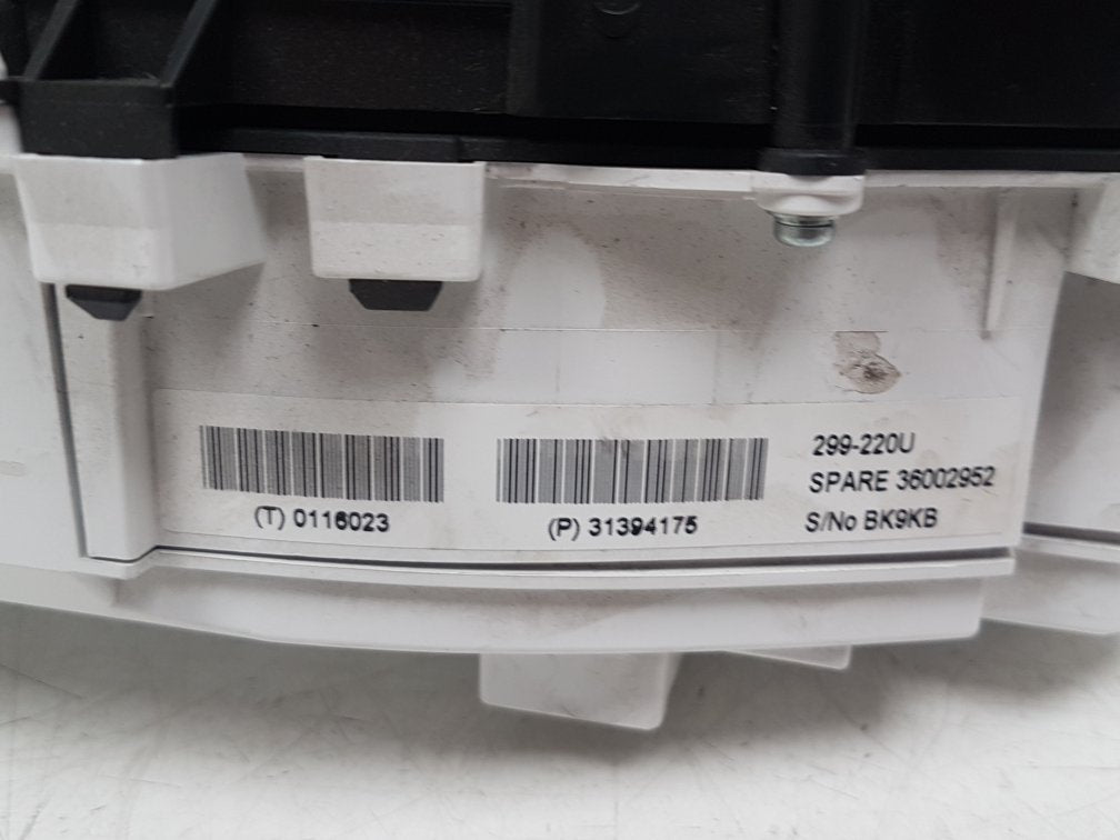 2014 Volvo V40  Hatchback Instrument Cluster 31394175