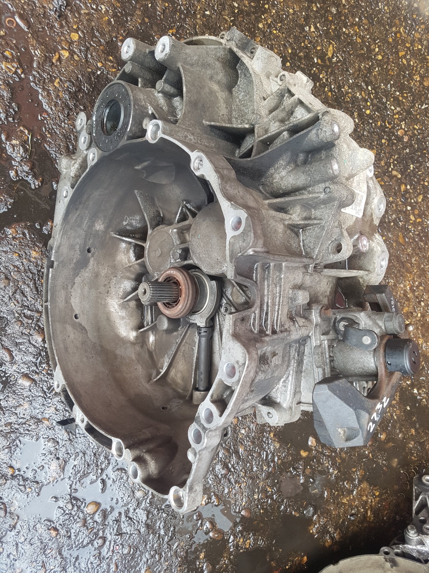 2013 - 2015 Volvo V60  Estate Manual Gearbox 1285242