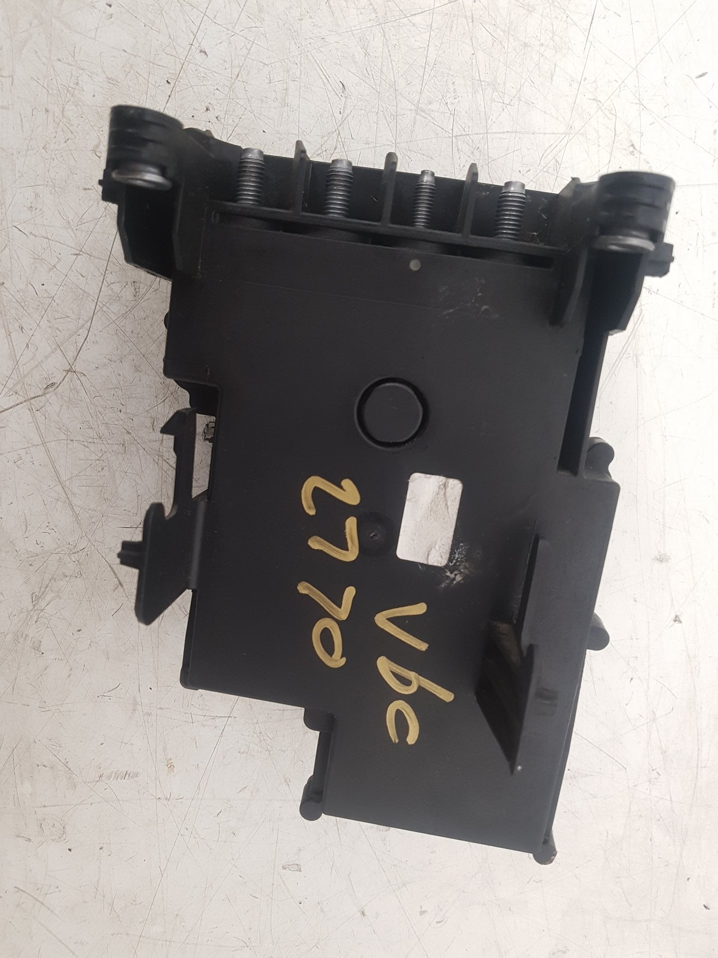 2017 - 2026 Volvo V60 II 225 Estate BATTERY POWER DISTRIBUTION MODULE 31652295
