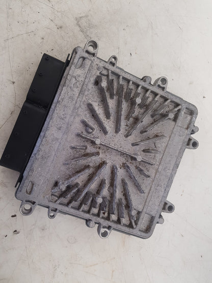 2008 - 2016 Volvo XC70 III 136 Estate Engine ECU 31303388