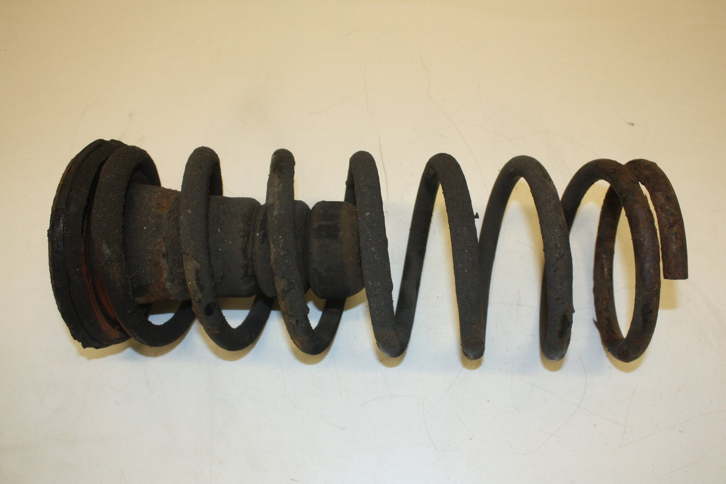 1983 - 1993 Saab 900  Hatchback SPRING (REAR)
