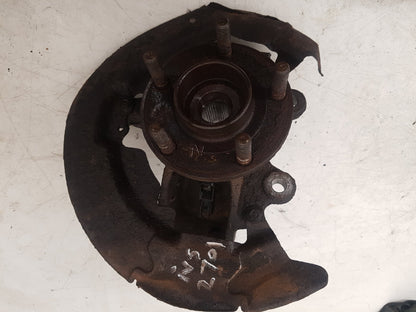 2010 - 2012 Volvo S40  Saloon Left Front Hub Assembly 3M51-3K171