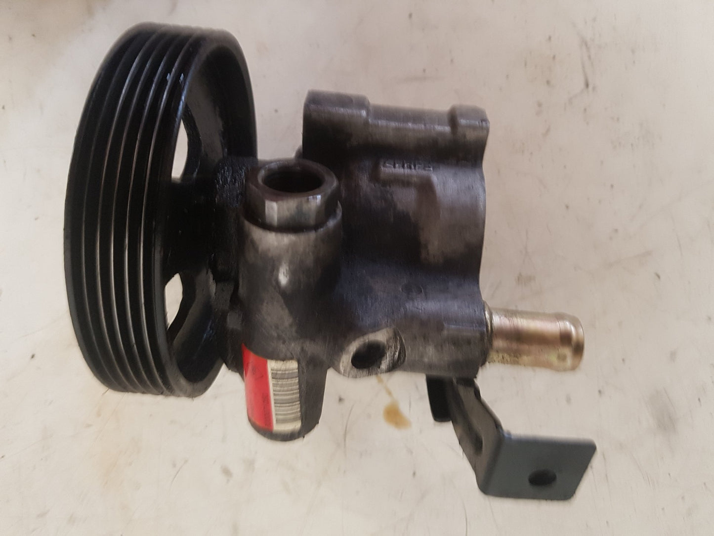 2000 - 2004 Volvo V40  Estate Power Steering Pump 26054891