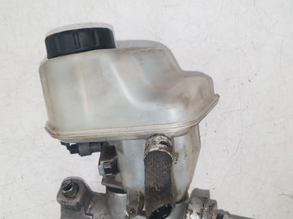2005 - 2015 Saab 9-3  Estate Brake Master Cylinder 32067070