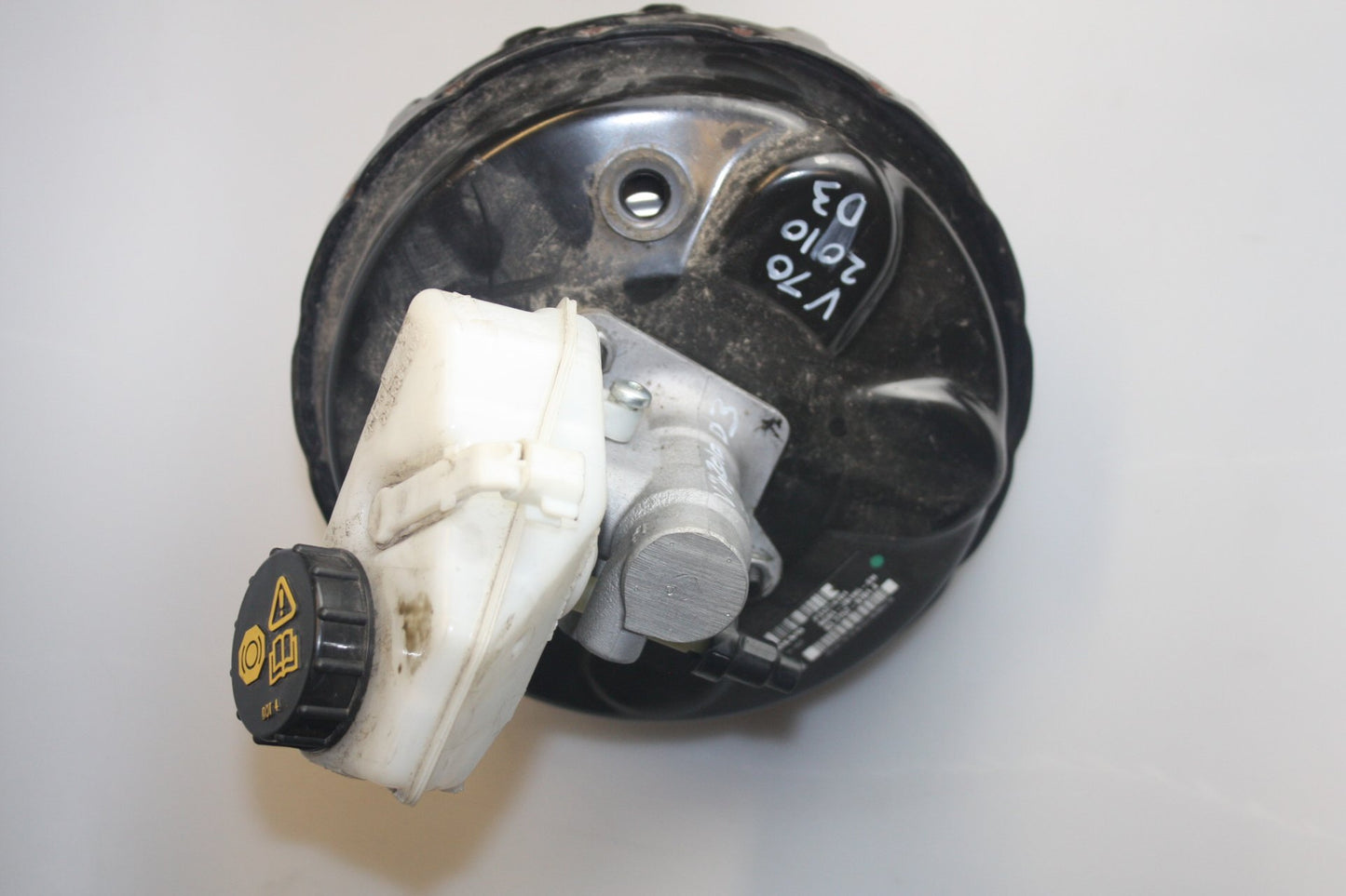 2007 - 2013 Volvo V70   Brake Booster