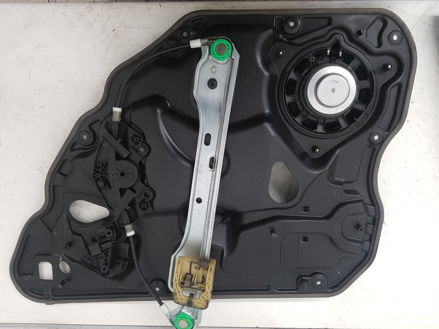 2008 - 2013 Volvo XC60 I 156 Estate Volvo XC60 Rear Left Window Regulator 30753329 964288 Passenger Side 2008-2017 30753329
