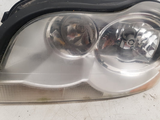 2002 - 2006 Volvo XC90  Estate Left Headlight 30678188