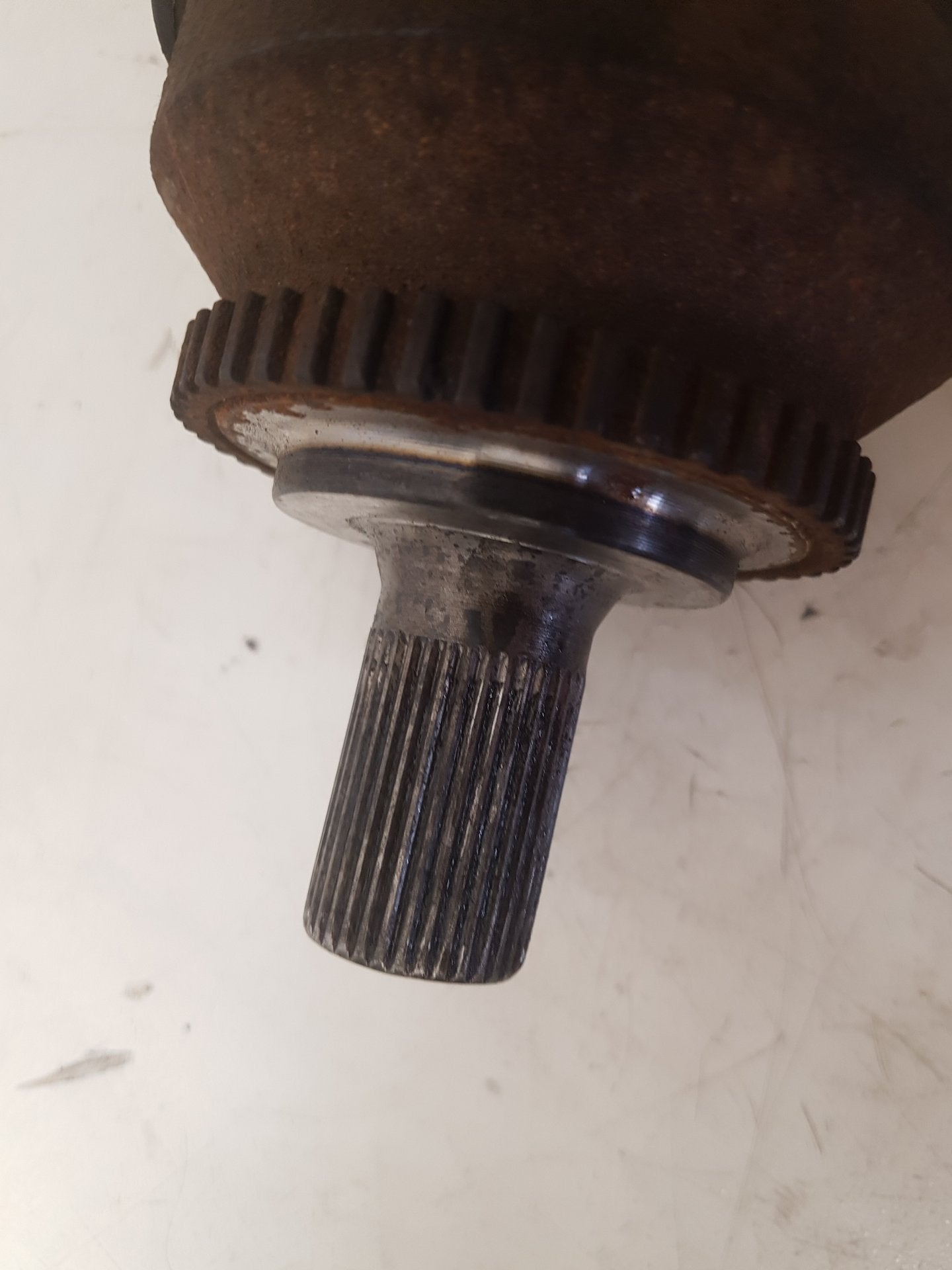 2003 - 2007 Volvo V70  Estate Left Front Drive Axle 8252057