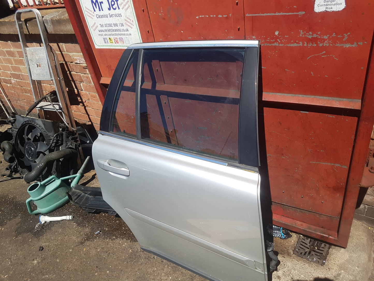 2005-2014 Volvo XC90 Right Rear Door (UK Drivers side Rear) Complete Silver