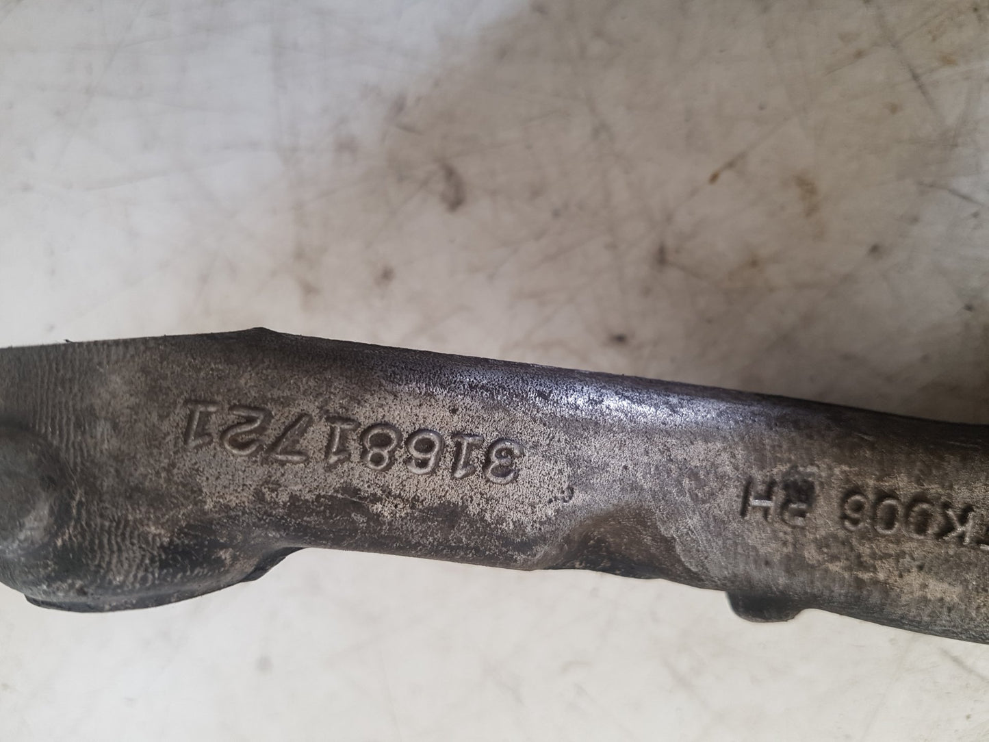 2022  V90 B6 Authorities Awd Mhev E6 4 Dohc  Estate Right Front Upper Control Arm 31681721