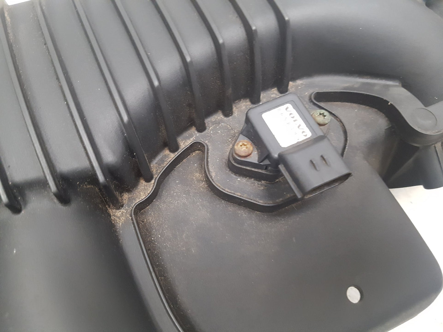 2007 Volvo C70  Convertible Intake Manifold 30650185