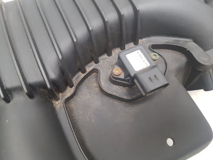 2007 Volvo C70  Convertible Intake Manifold 30650185