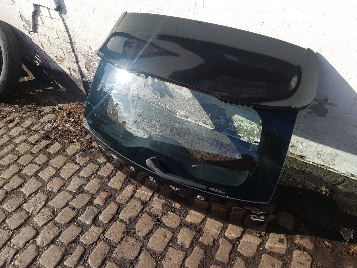 2015 - 2019 Volvo V40 Cross Country  Hatchback Tailgate 31457727