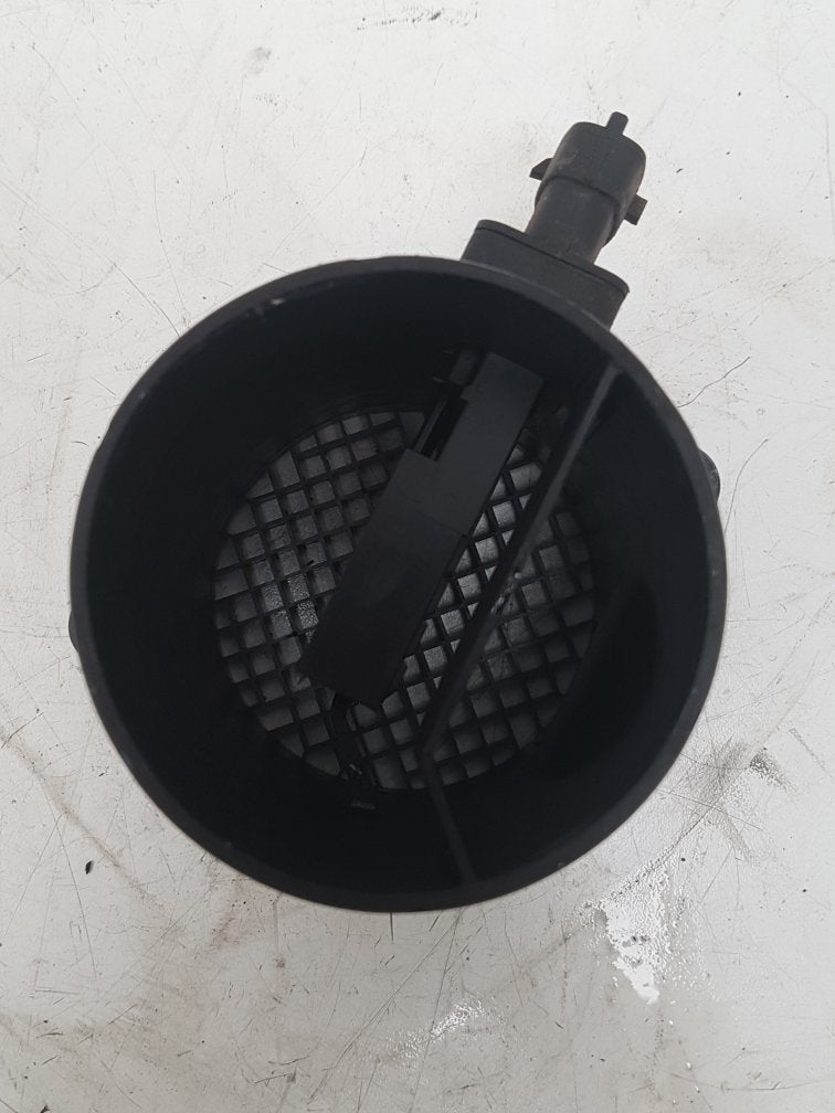 2008 - 2012 Volvo V50   Air Flow Meter 30785472