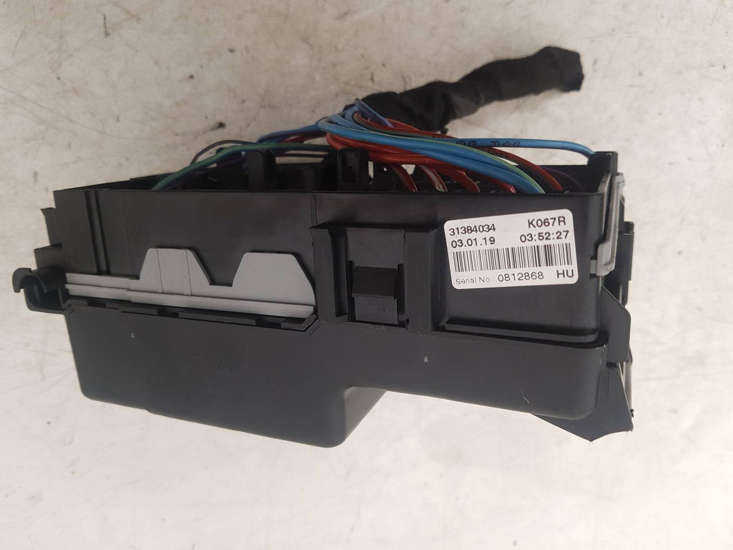 2017 - 2026 Volvo V60 II 225 Estate Interior Fuse Box 31384034
