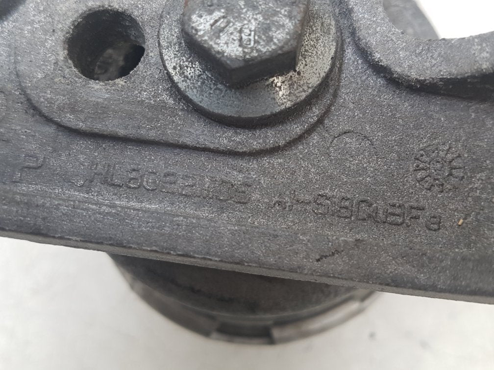 2006 - 2011 Volvo S80  Saloon Right Engine Mount HL8022M05