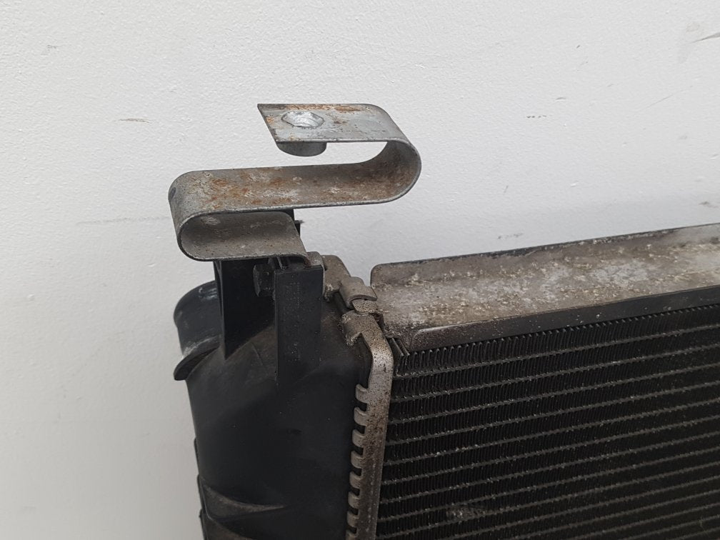 2005 - 2010 Volvo S60  Saloon RADIATOR (MANUAL) (A/C CAR) 30714047