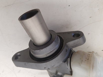 2008 - 2013 Volvo XC60 I 156 Estate BRAKE FLUID RESERVOIR AND MASTER CYLINDER