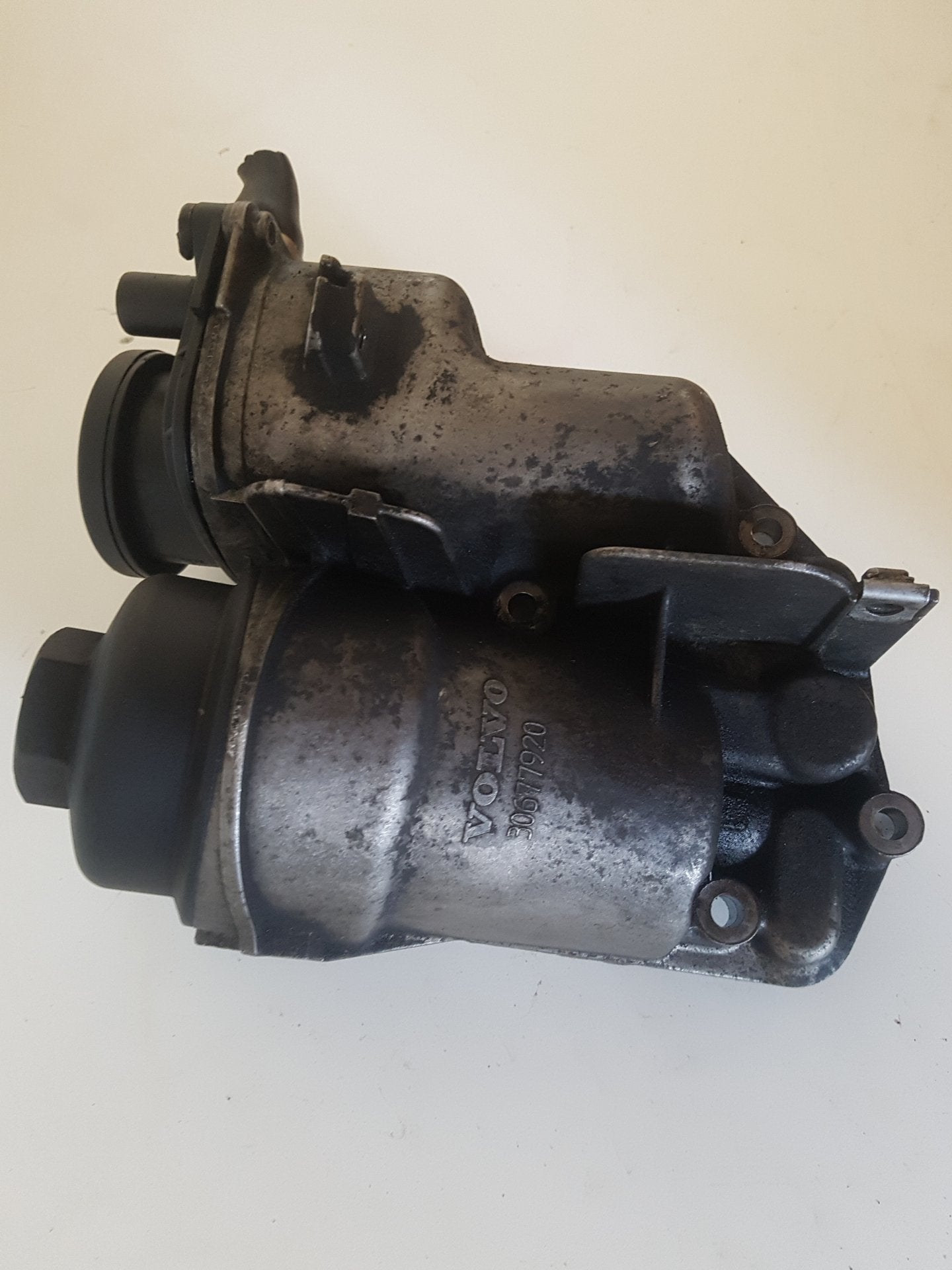 2003 - 2014 Volvo XC90 I 275 Estate Oil Filter Housing 6740273266