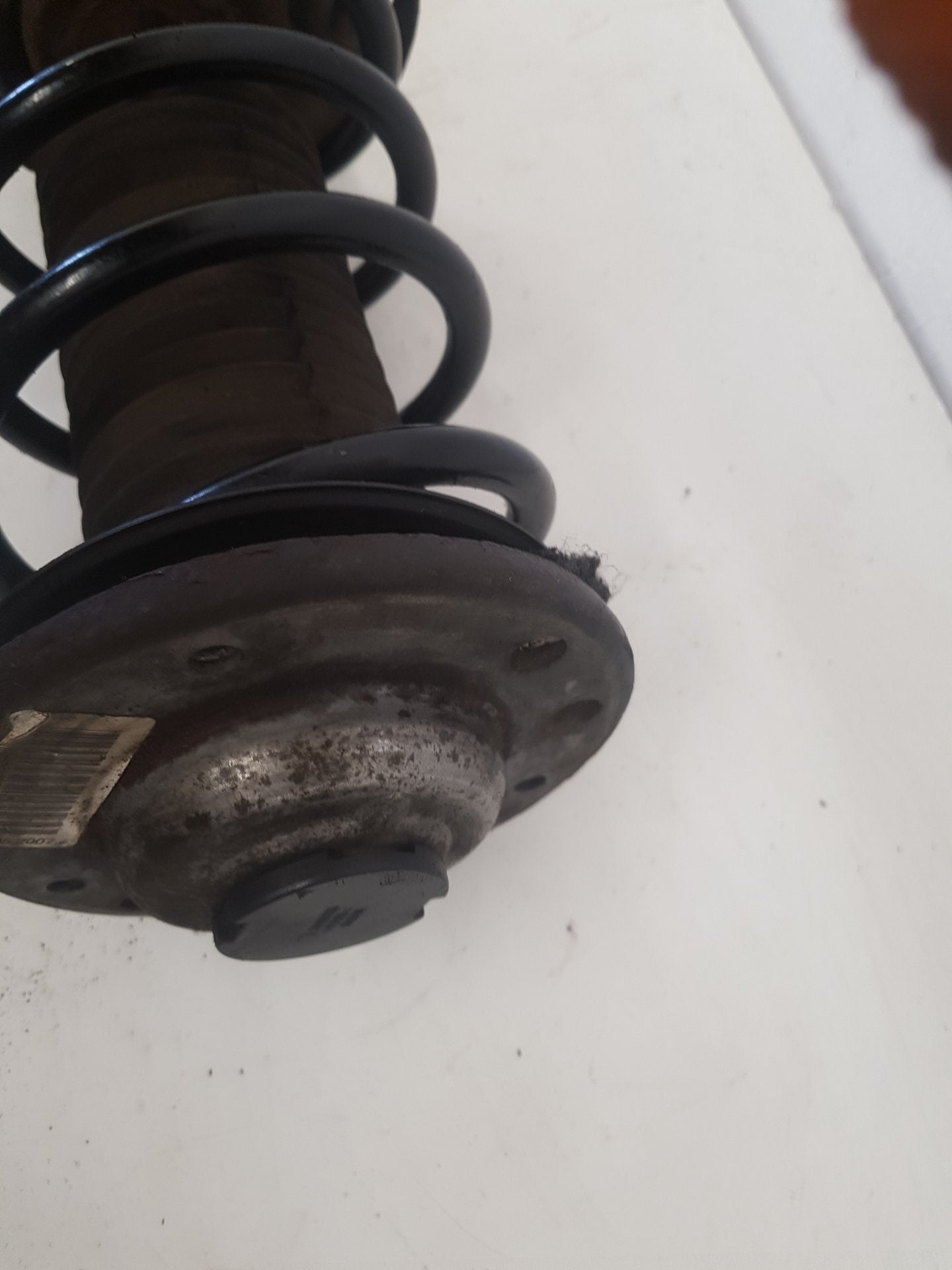 2005 - 2015 Saab 9-3  Estate Left Front Shock Absorber 12776174