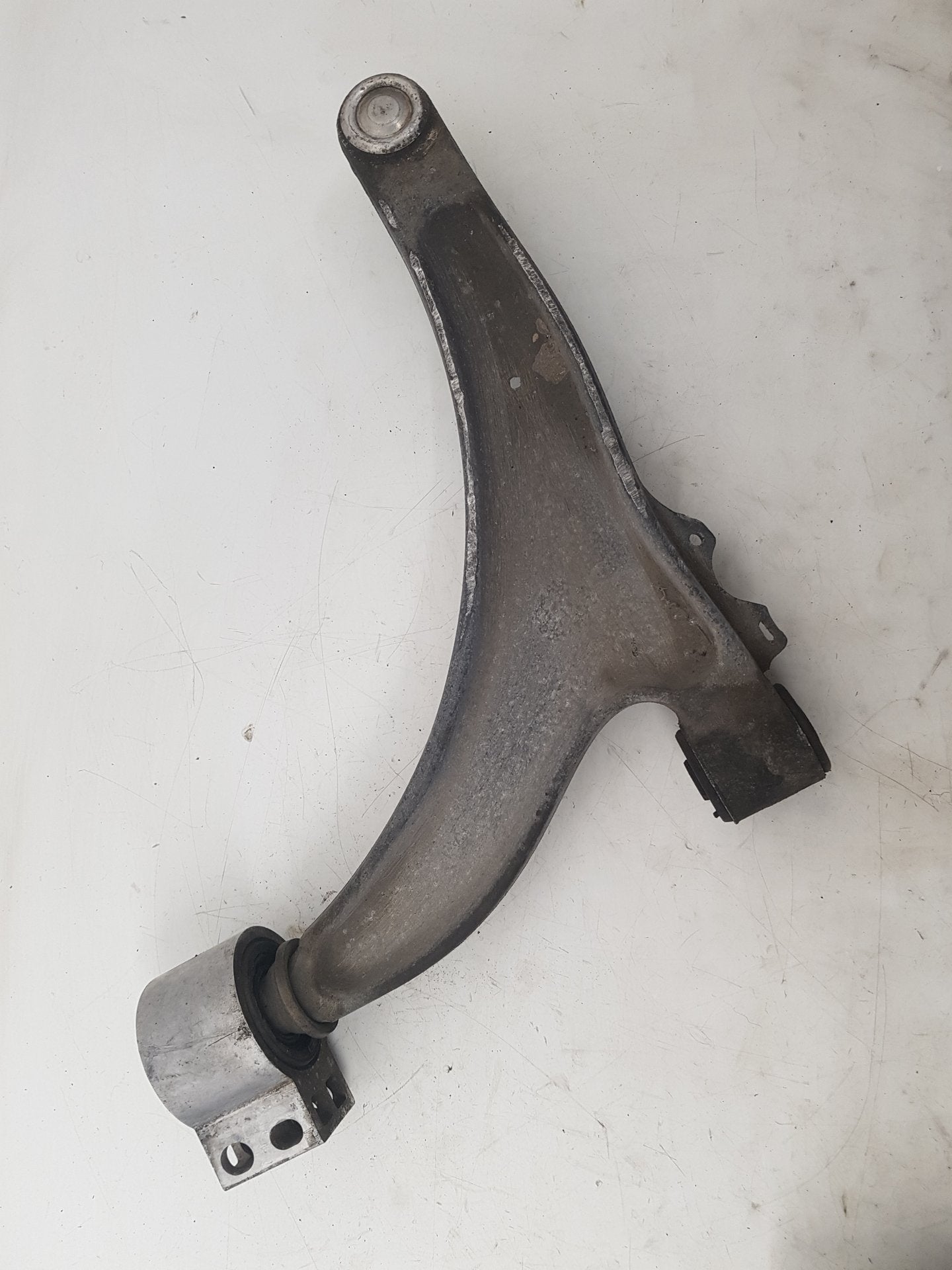 2010 - 2012 Saab 9-5  Saloon Right Front Lower Control Arm