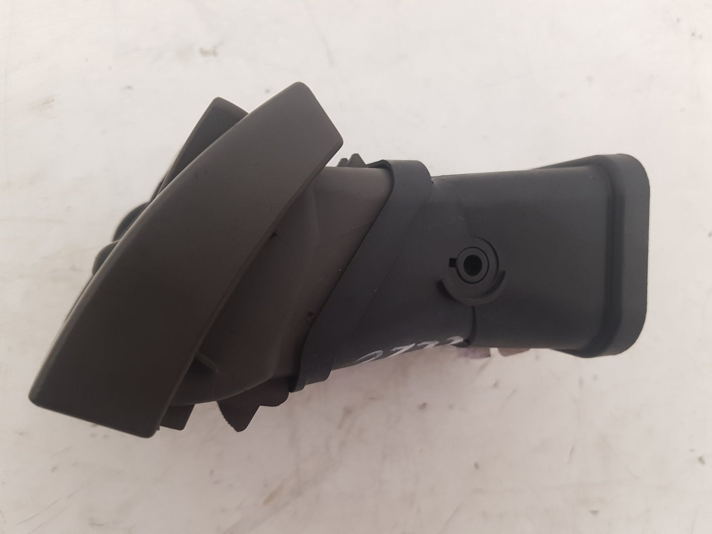2007 - 2010 Volvo V50 545 Estate AIR VENT (PASSENGER SIDE FRONT) 39879331