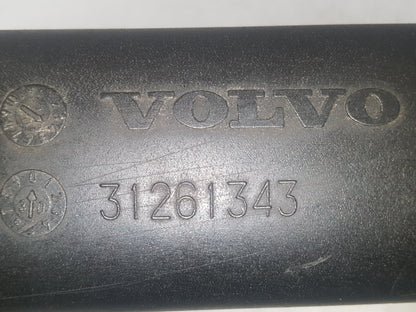 2010 - 2015 Volvo S60   Intercooler Pipe 31261343