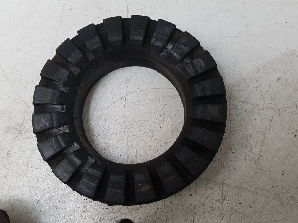 2015 Volvo S60  Saloon SPRING (REAR) 31262907